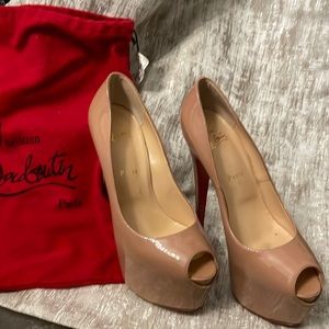 Christian Louboutin  lady peep heels